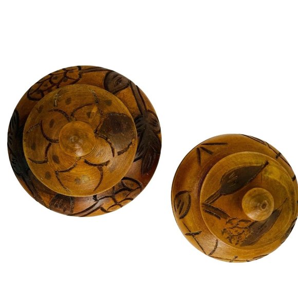 Lot 2 Vintage Carved Wooden Trinket Bowls Lids Hand Turned Arts Crafts u Primiti - Picture 2 of 8